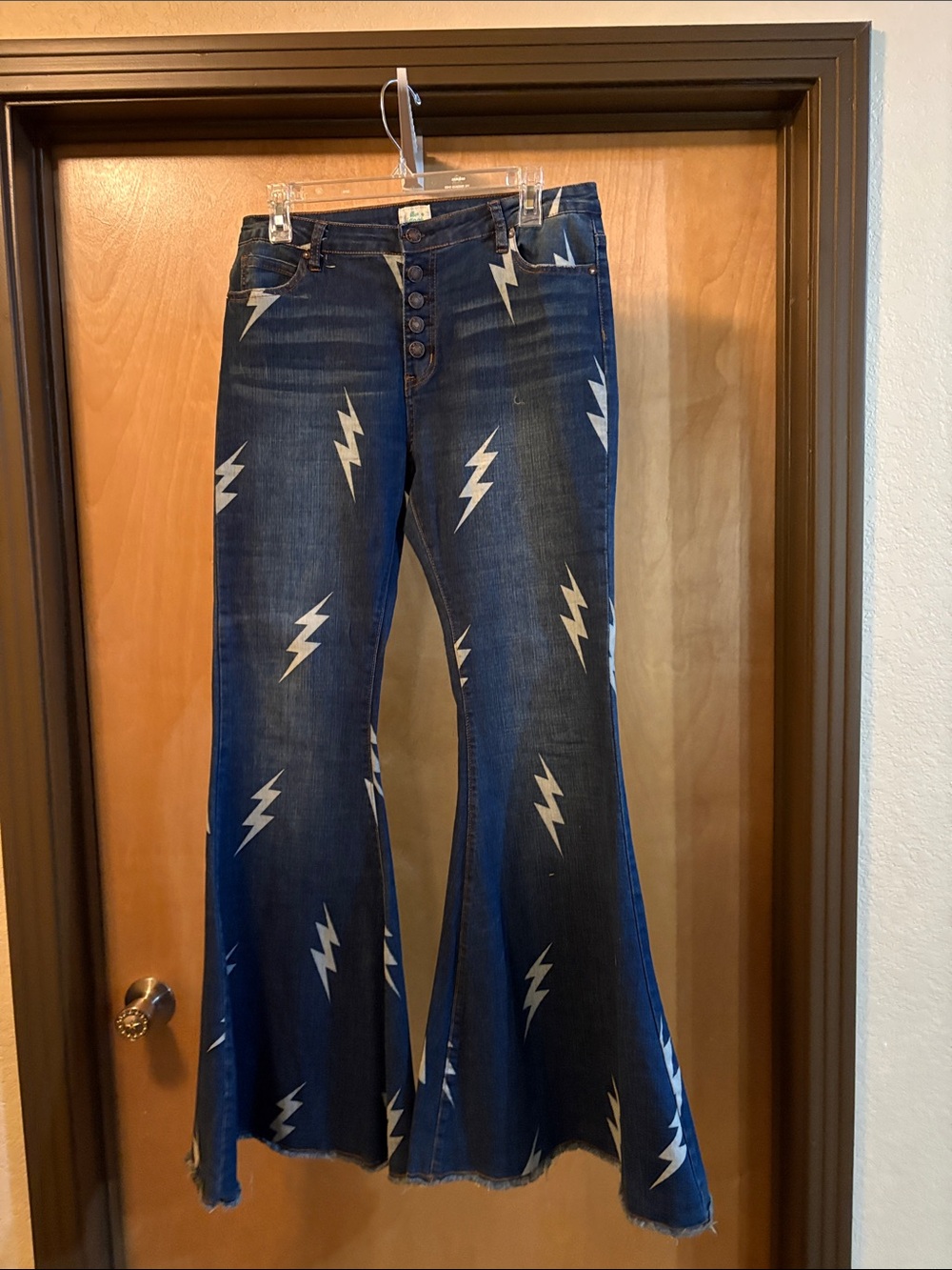 Blue Buttercup Women's Dark Blue Lightning-Print Flared Jeans; Size L
